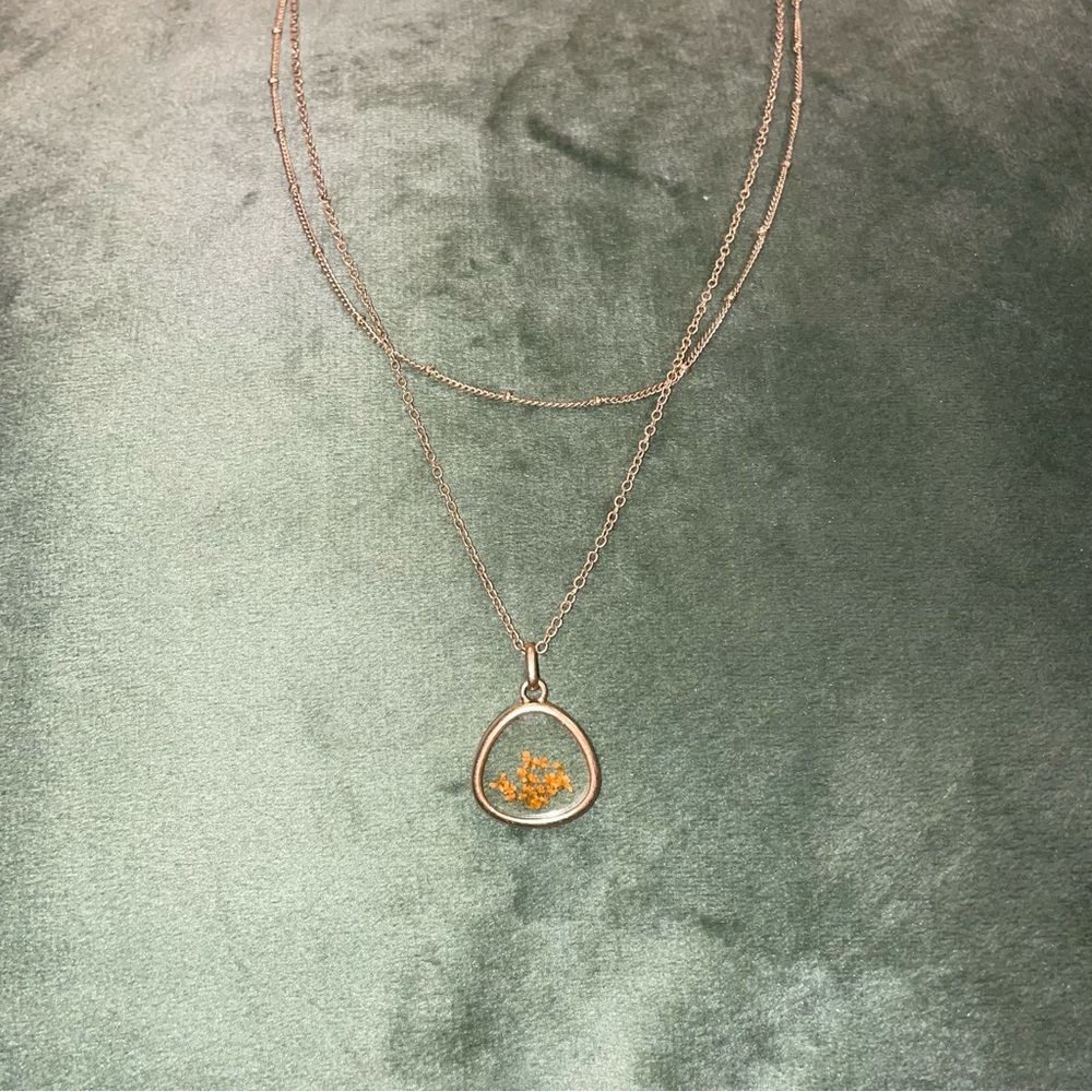 Elegant Boho Layered Gold Floral Pendant Necklace